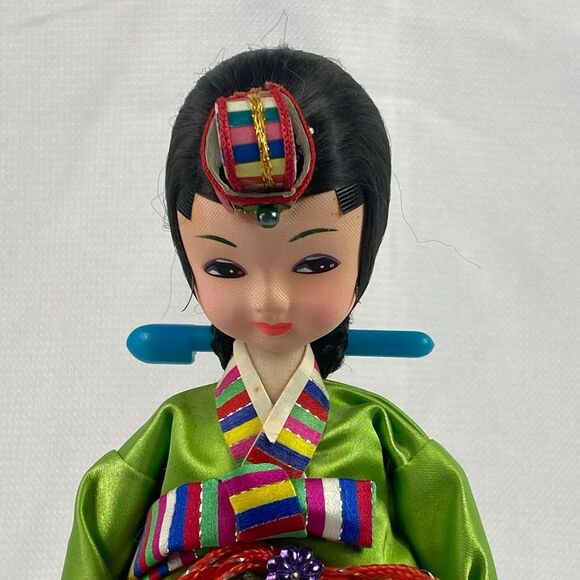 Vintage Korean Native Hanbok Doll Green Red Silk Dress Embroidered Folk Art - Picture 2 of 6